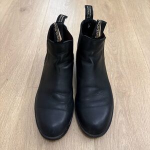 Blundstone 1901 Ankle Dress Boots - Black - Size 6 AUS / US 7